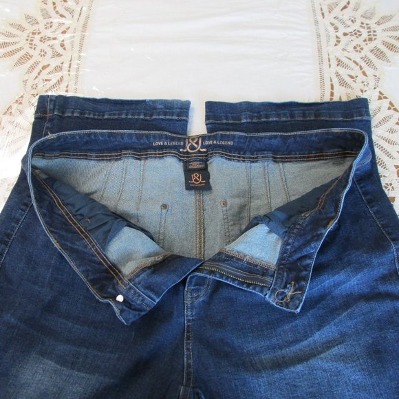 Love & Legend Straight-Leg Mid/High-Rise Dark Blue Jeans Size 20 *issues* - Picture 2 of 11